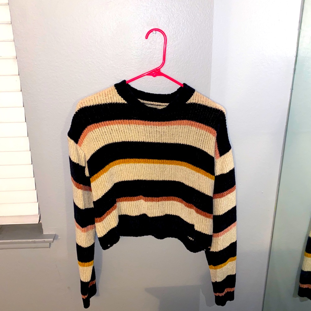 Cropped sweater